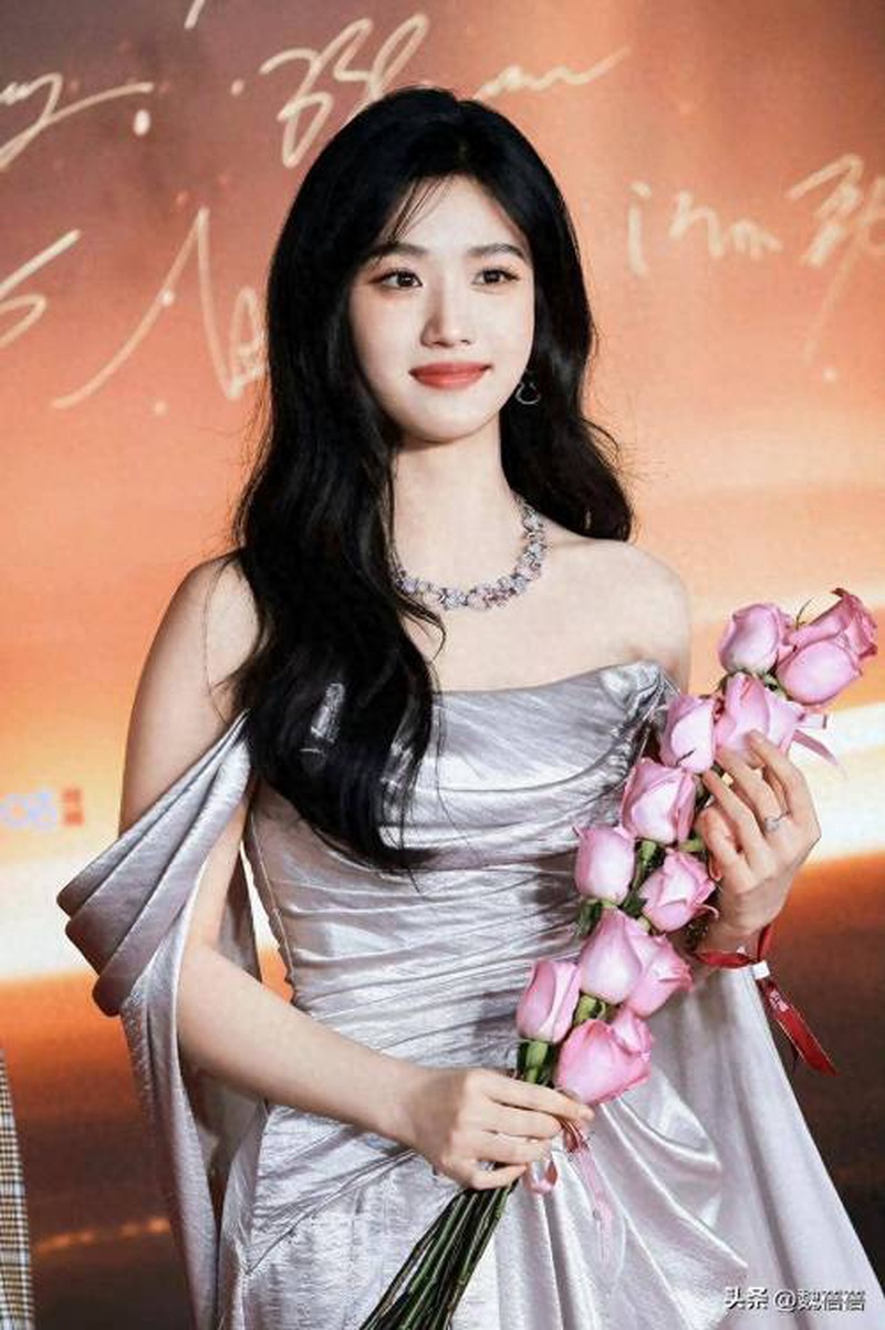 卢昱晓